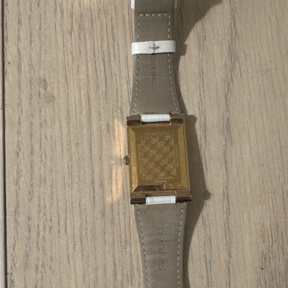 White leather watch Swarovski - Picture 4 of 5